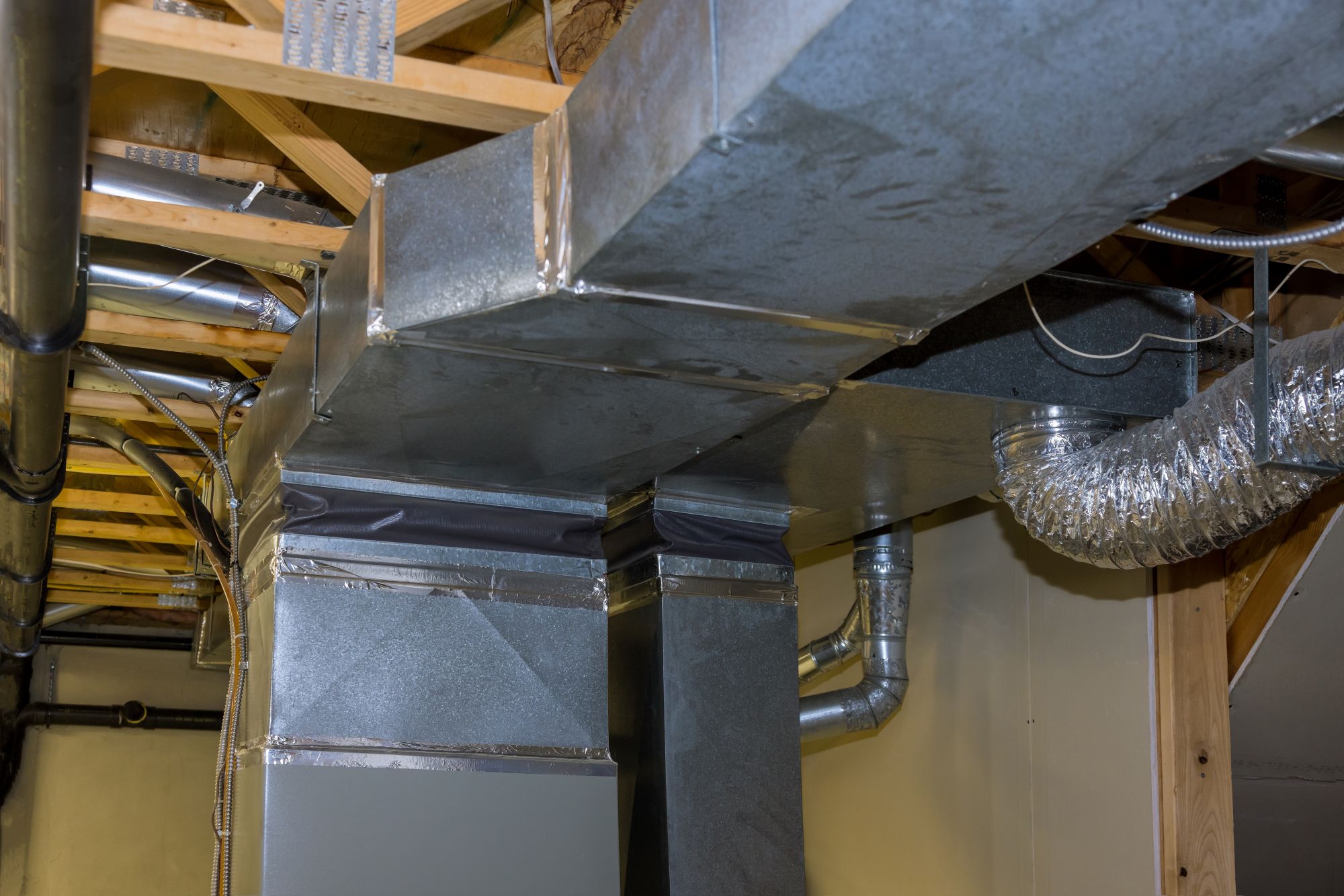 Air duct service from Universal Air